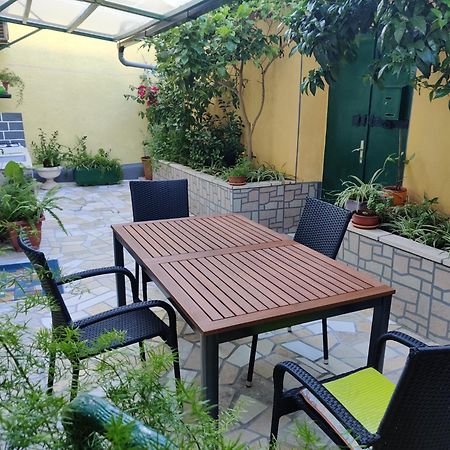 Apartman Jadranka Lussingrande Esterno foto